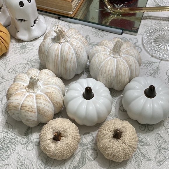 Pumpkins - Picture 3 of 7